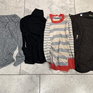 Lot of maternity sweaters